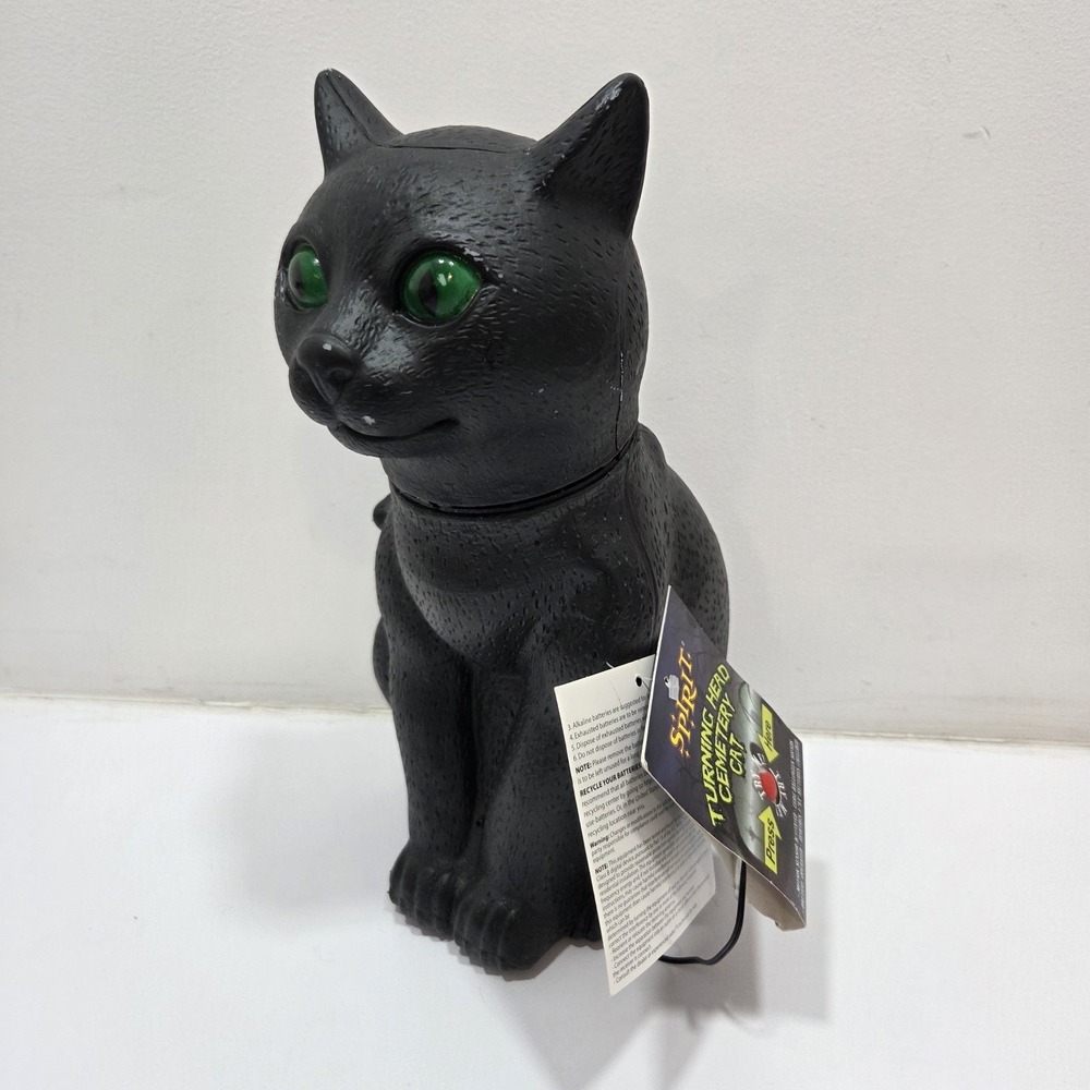 Spirit Halloween Turning Head Cemetery Cat Black‎ Glowing Green Eyes